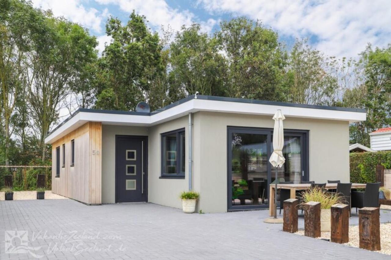 Stijlvol ingerichte bungalow in Baarland Exterior foto